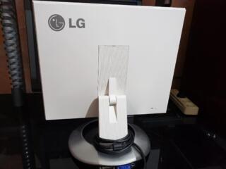 Продам два монитора для ПК.