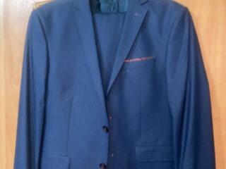 Продам мужской костюм 500руб