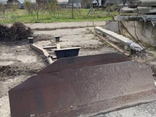 Продам б/у отвал бульдозерный