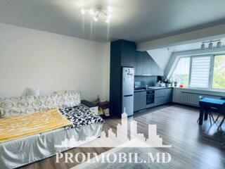 Vă propunem spre vânzare acestapartament cu 1 cameră și living,sect. .