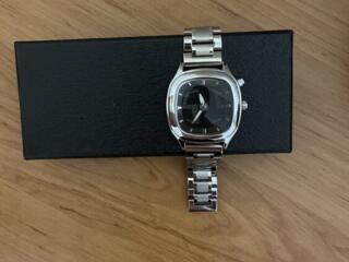 Продам часы