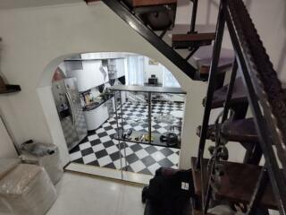 Продам красивую двухуровневую квартиру на Молдаванке, Степовая / ...