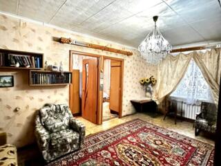 Продается 3-комнатная квартира, идеально под жильё или бизнес