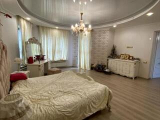 Тёплый, семейный, «о доме где растут дети»