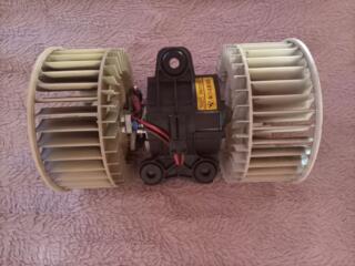 Вентилятор печки BMW E39 - 300 рублей