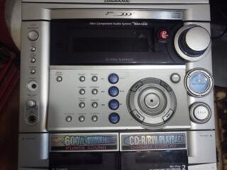 Продам музыкальный центр Самсунг цена 900р