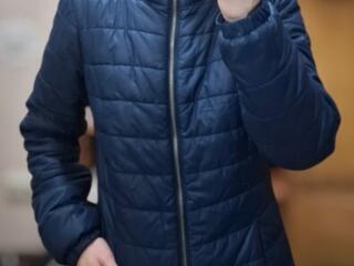 Продам женскую куртку в отличном состоянии