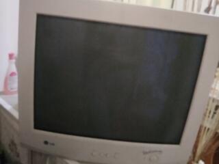 Продаётся ЭЛТ монитор