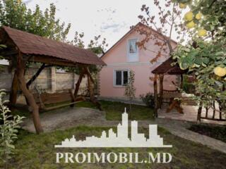 Vă propunem spre vânzare această casăcu 2 nivele în r. Ialoveni, str. 