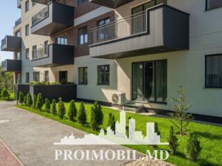 Vă propunem spre vânzare acest apartament cu 2 camere și living, ...