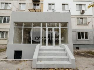 Se oferă spre chirie spațiu comercial amplasat pe str. ...