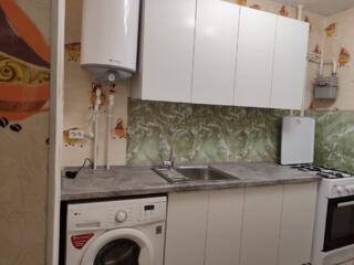 Сдам 2к квартиру на Балке на длительный срок, 12 школа, середина дома