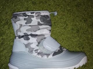 Новые фирменные сапожки Teva. Размер 36-37