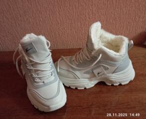 Продам обувь