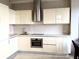 Аренда квартиры на Французском бульваре / Марсель, 90 м