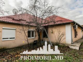 Vă propunem spre vânzare această casă, sect. Telecentru, str. ...