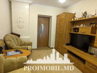 Vă propunem spre vânzare acest apartament cu 2 camere și living, ...