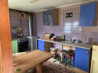 Продам комнату в коммунальной квартире. Состояние жилое, расположена .