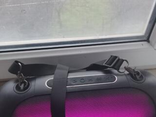 Новая колонка с хай-тек