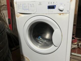 Продам стиральную