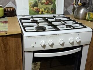 Газовая плита Hansa в хорошем состоянии