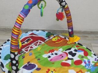Продам развивающий коврик для малыша
