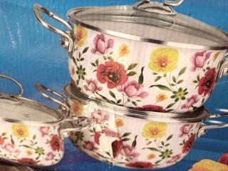 Продам кастрюли 3 штуки