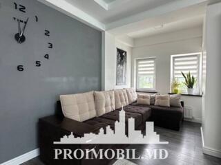 Spre vânzare se oferă apartament cu 2 camere și living, sect. ...
