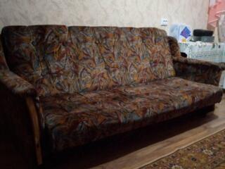 Продам диван Б/У