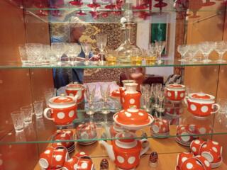 Продаю сервизы 3 штуки!  