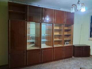 Продам стенку и тумбу