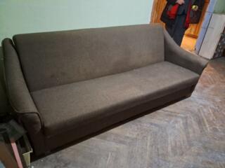 Продам диван и кресла