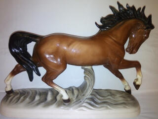 Figurina din porţelan