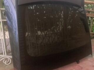 Продам запчаcти Tesla Model X, задний бампер, стекло двери багажника