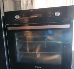 Продам встраиваемою духовку Samsung