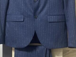 Костюм тройка