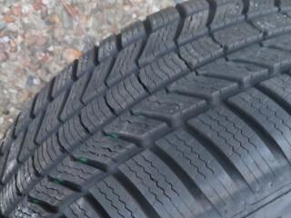 Продам 2 новые шины