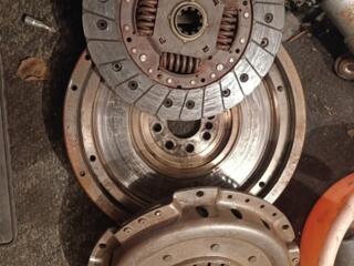 Продам комплект сцепления 102 мотор
