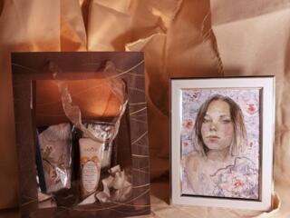 ПОДАРОЧНЫЕ БОКСЫ + ПОРТРЕТ