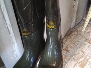 Складной нож с 10 предметами - 400 л., сапоги из толстой утепленной