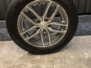 Продам 4 диска с зимней резиной R16 215/60.