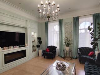 Продам 4-х комнатную очень красивую квартиру на Софиевской.