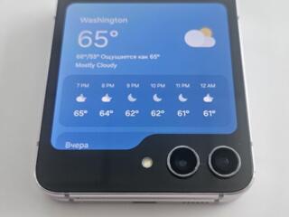 Samsung Galaxy Z Flip-5 (8/256Gb)