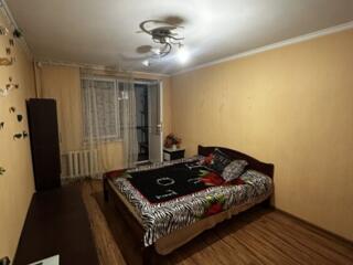 1 комнатная Хомутяновка. Цена С услугами.