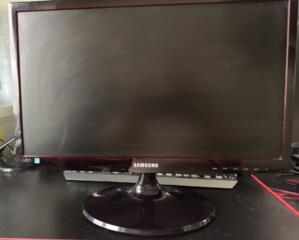 Монитор Samsung 22"
