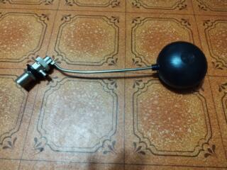 Наливной поплавковый клапан: для бачка унитаза (старого образца) Новый