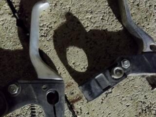 Ручки тормоза.