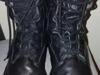 Продам ботинки