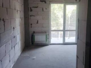 В продаже квартира студийного типа с балконом в новом сданном доме на 