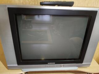 Продаётся телевизор Digital и Samsung